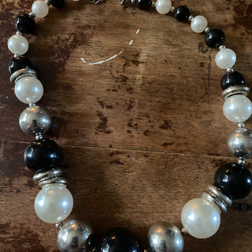 Classic Black and White Pearl Costume Elegant Necklace and Earrings, preowned